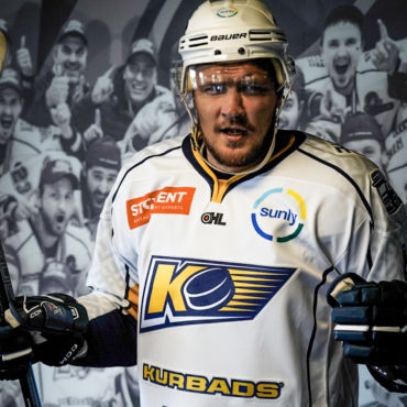 Hokeja klubam Kurbads pievienojies aizsargs Edgars Ozoliņš
