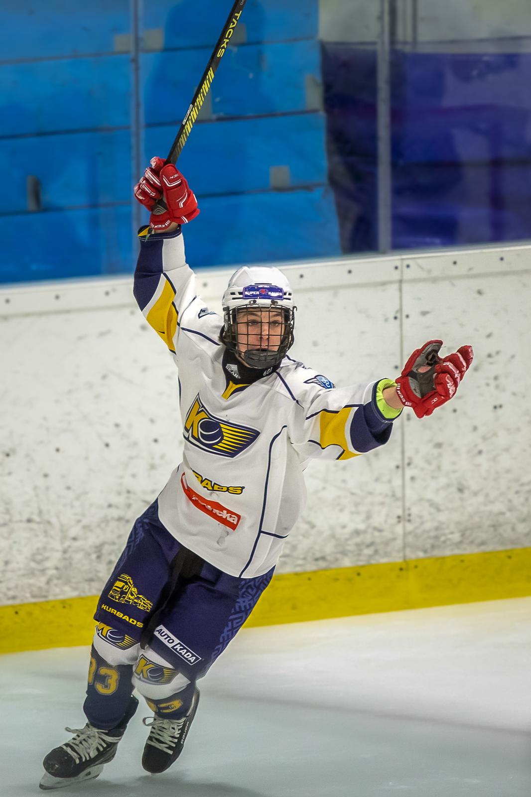 🏒🔥 U-17 uzvara izbraukumā!