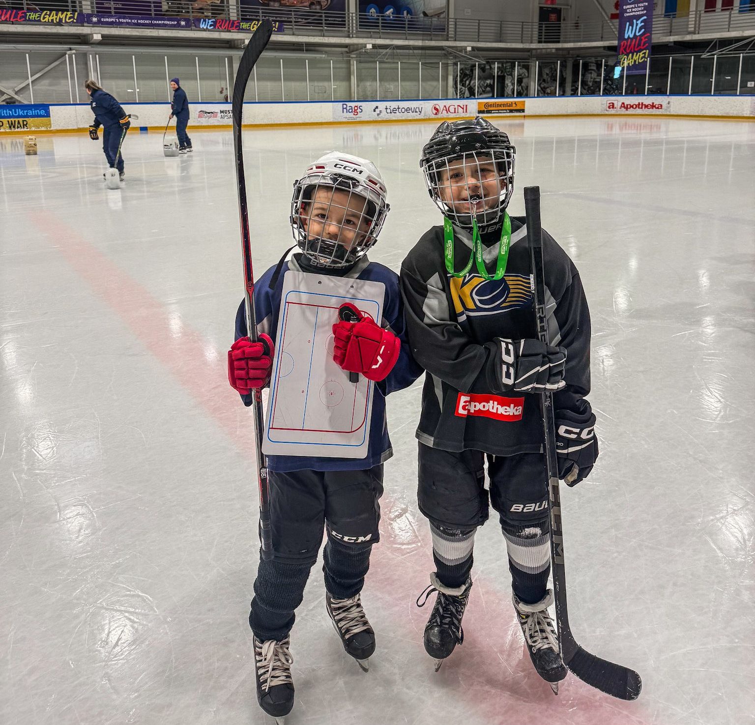 Šodien Ēnu dienā Ralfs un Marks izmēģināja trenera lomu!