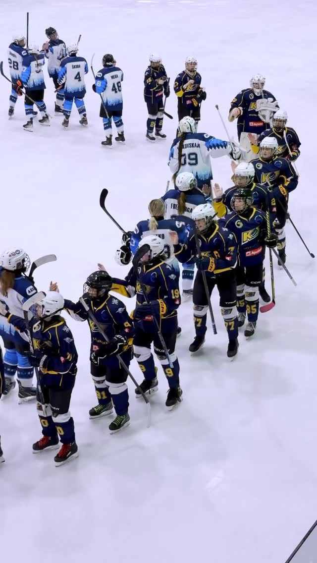 Divas spēles - divas uzvaras!🏒

Mūsu dāmām @shk_kurbads_lauvas izcils sezonas sākums Sieviešu hokeja attīstības līgā.

Tā tik turpināt!🤩💪🏼

#sieviešuhokejs #hokejs #kurbadsledushalle